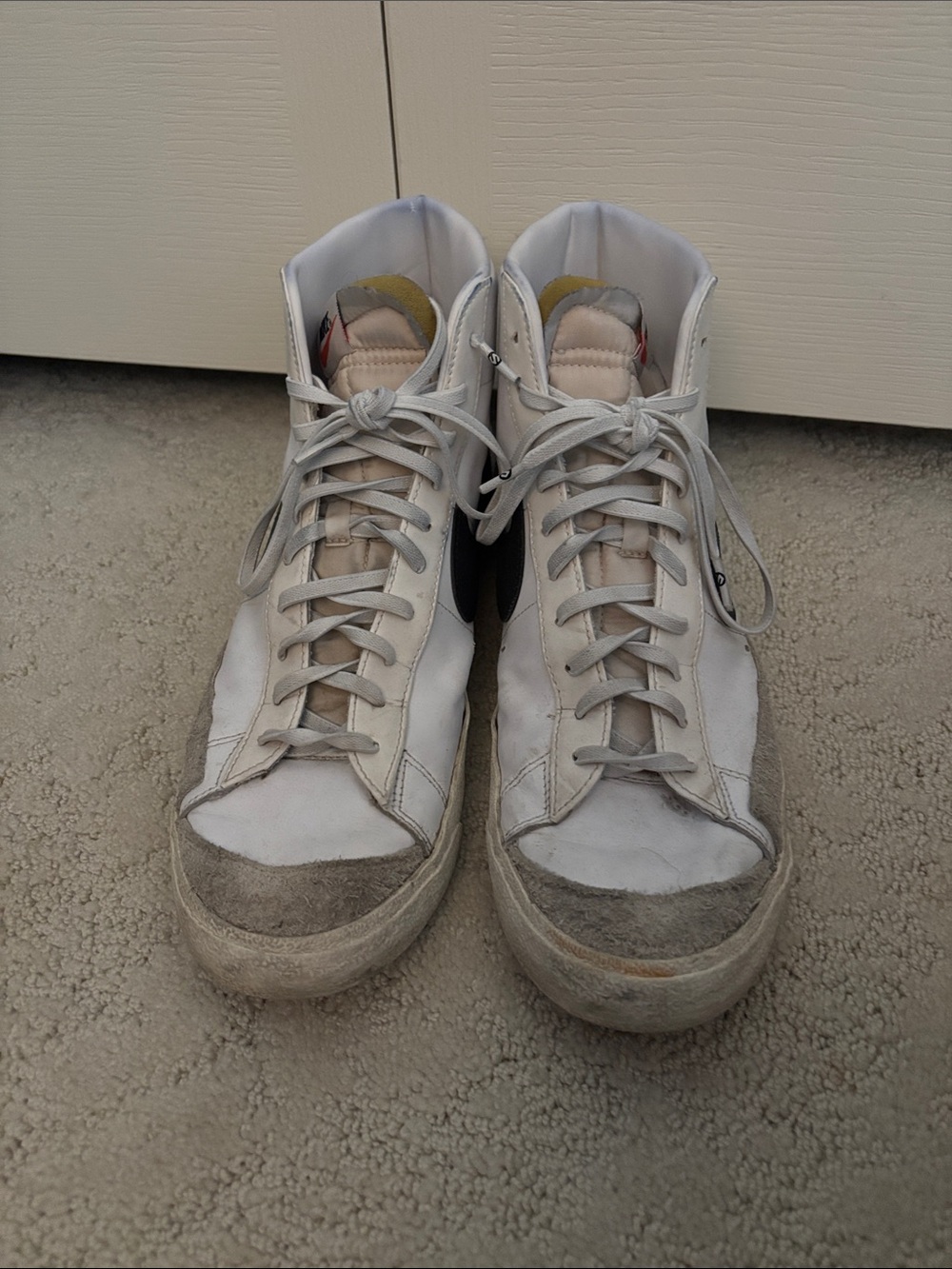 Nike Blazers - Picture 4 of 4